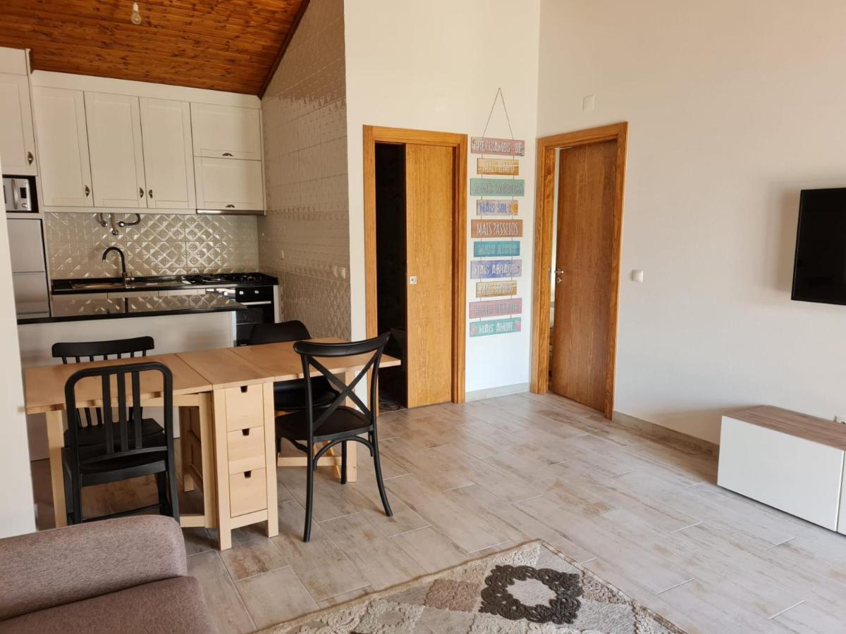 فيلا Casa Da Capela, Casas Bem Haja. São Miguel de Acha المظهر الخارجي الصورة